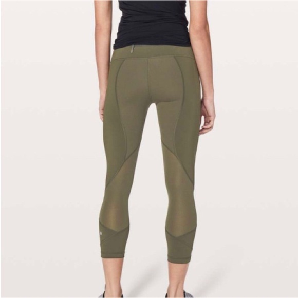 Lululemon Pace Rival Crop Leggings Luxtreme 22" Dark Olive Size 6 - Picture 3 of 13